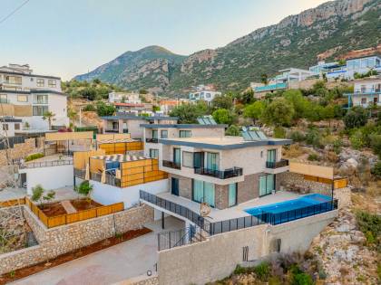 VİLLA MERVA TRES 1550